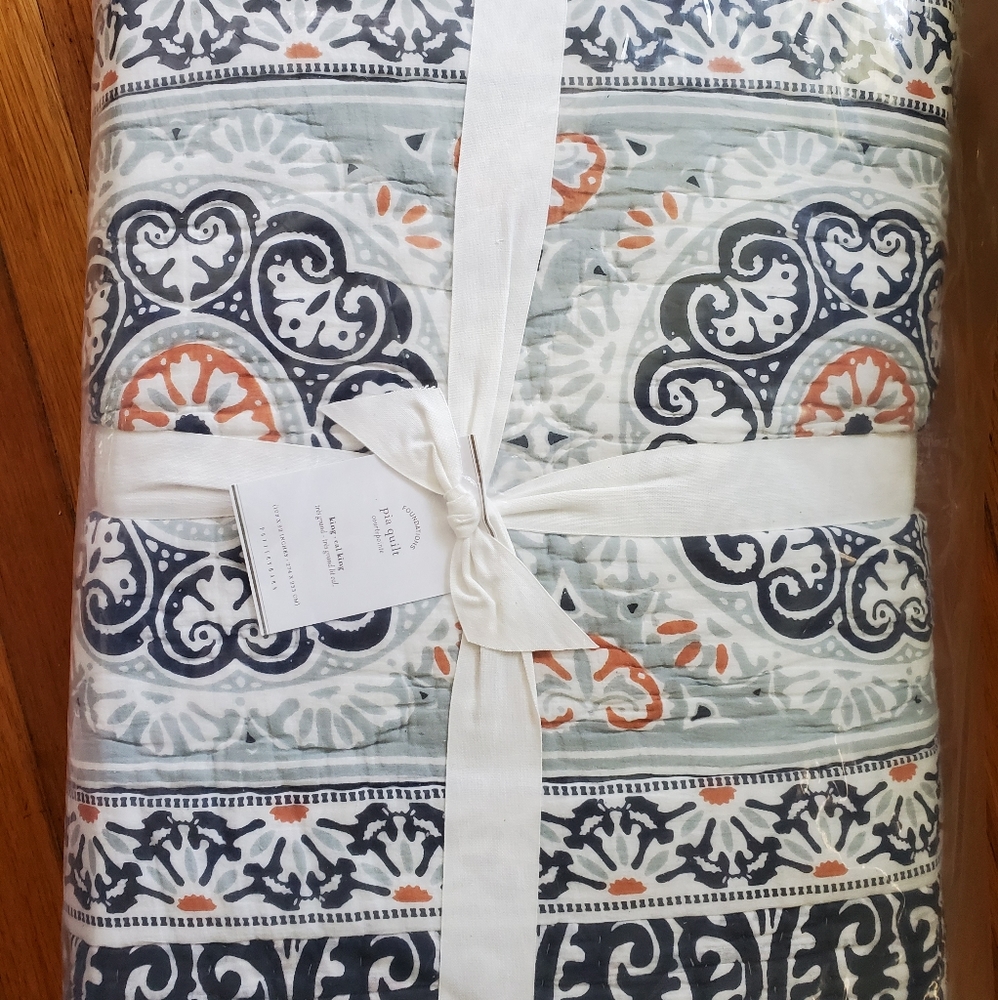 Pia Quilt